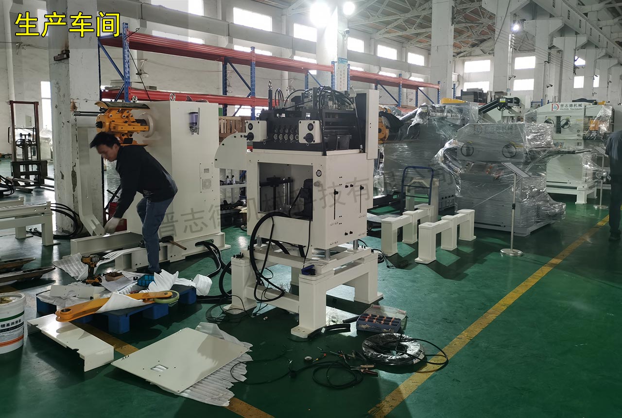 江蘇沖床送料機(jī)工廠 江蘇沖床送料機(jī)工廠