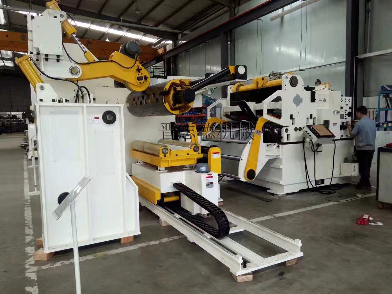 送料機(jī)出口巴基斯坦,三合一送料機(jī)出口巴基斯坦 送料機(jī)出口巴基斯坦,三合一送料機(jī)出口巴基斯坦