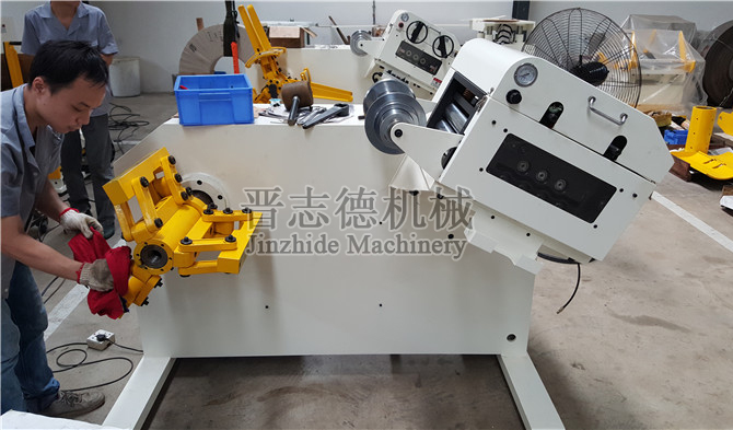 二合一料架兼整平機裝配 二合一料架兼整平機裝配