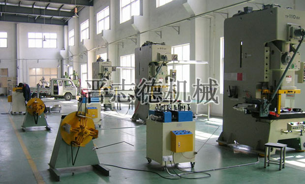 分體式?jīng)_壓生產(chǎn)線