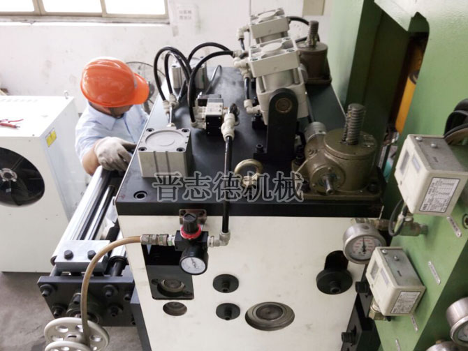 厚板高速NC送料機使用 厚板高速NC送料機使用