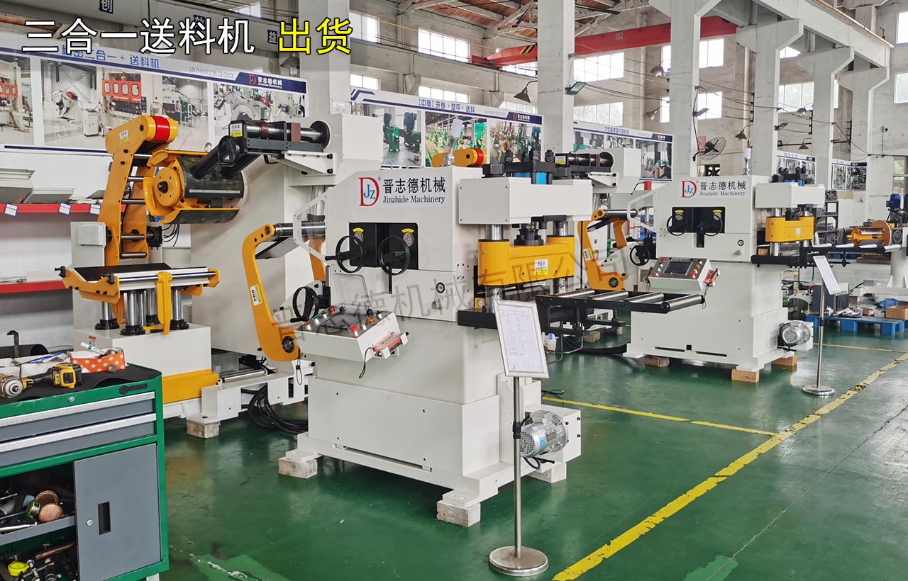 厚板三合一送料機裝配 厚板三合一送料機裝配