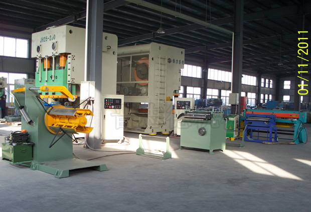 自動化剪切生產(chǎn)線