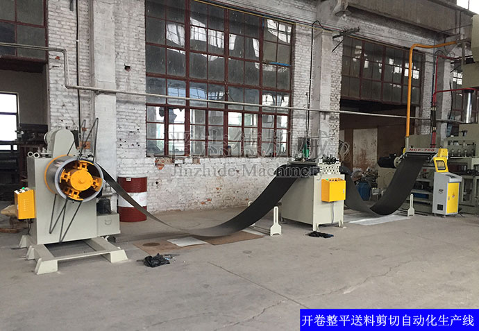 伺服送料機(jī)剪切生產(chǎn)線(xiàn) 伺服送料機(jī)剪切生產(chǎn)線(xiàn)