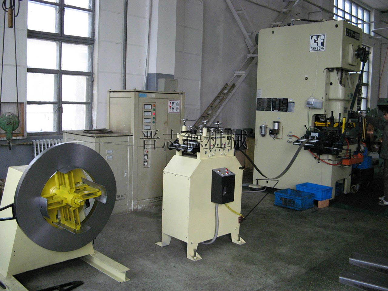 料架整平送料機 料架整平送料機