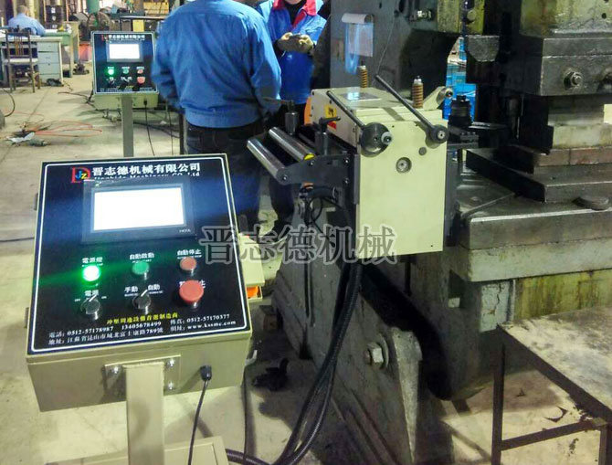 機械式NC送料機使用 機械式NC送料機使用