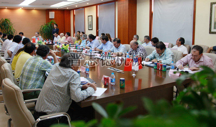 送料機(jī)客戶來訪 送料機(jī)客戶來訪