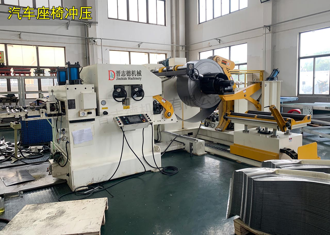 沖壓三合一送料機出口俄羅斯 沖壓三合一送料機出口俄羅斯