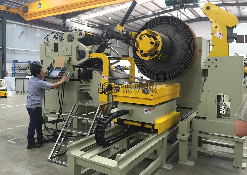 高張力三合一送料機(jī)試機(jī) 高張力三合一送料機(jī)試機(jī)