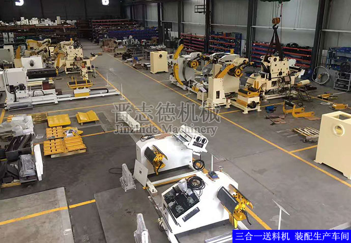 三合一送料機裝配生產 三合一送料機裝配生產