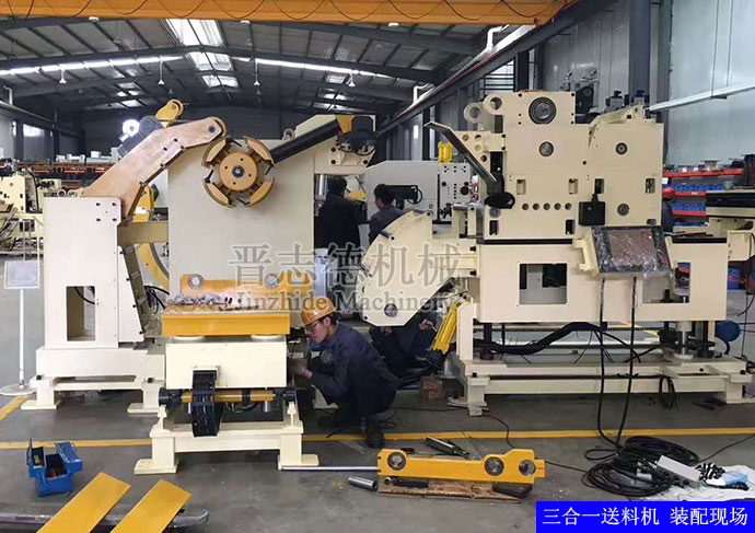 三合一送料機精工裝配 三合一送料機精工裝配