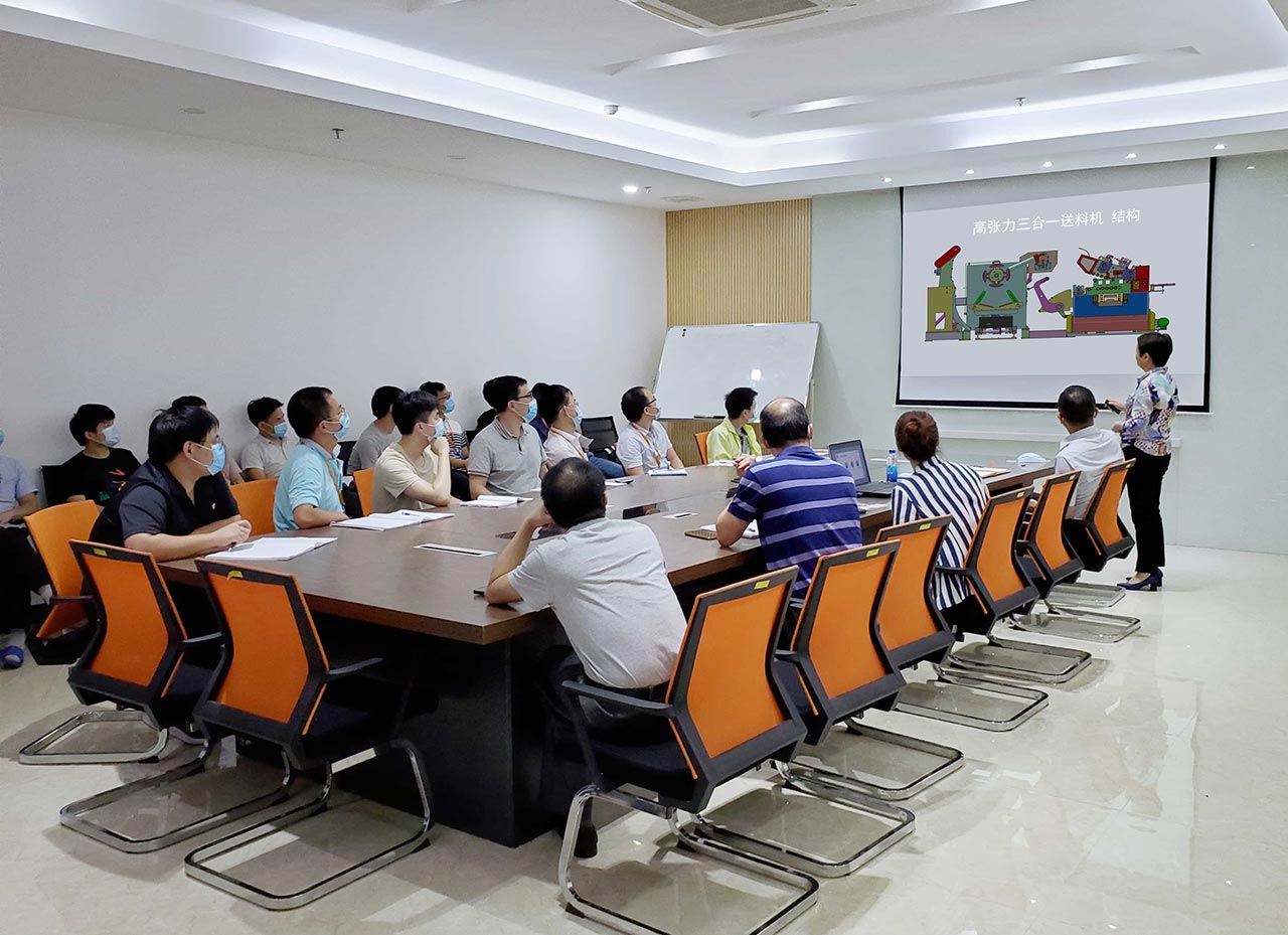 三合一送料機(jī)生產(chǎn)員工培訓(xùn) 三合一送料機(jī)生產(chǎn)員工培訓(xùn)