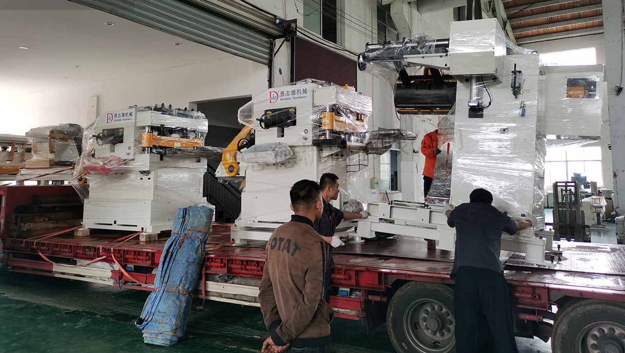 汽車三合一送料機 汽車三合一送料機