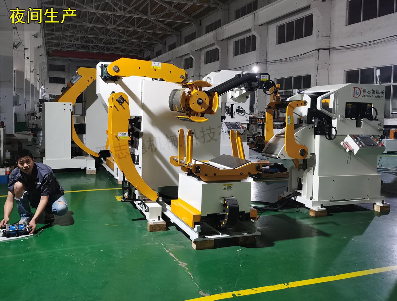 江蘇三合一送料機(jī)工廠 江蘇三合一送料機(jī)工廠