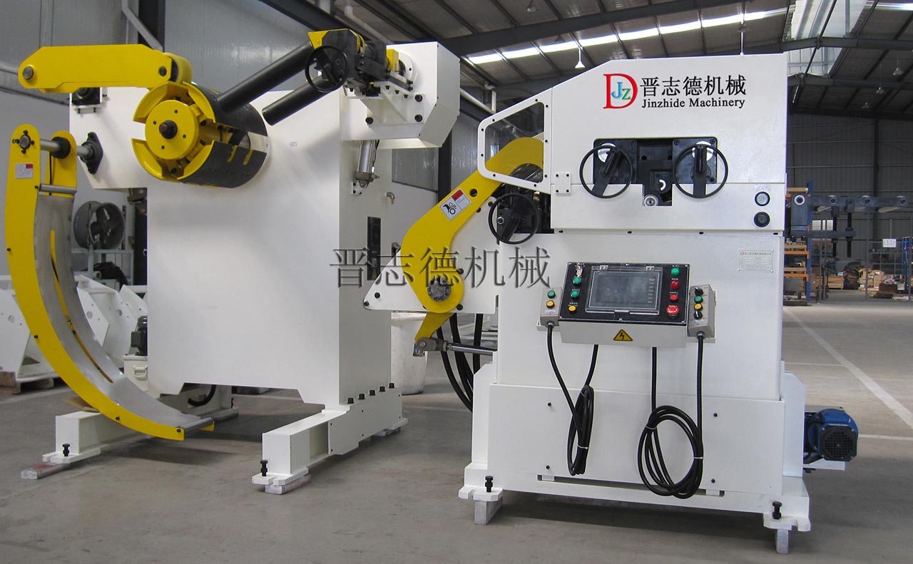 中板三合一送料機裝配 中板三合一送料機裝配