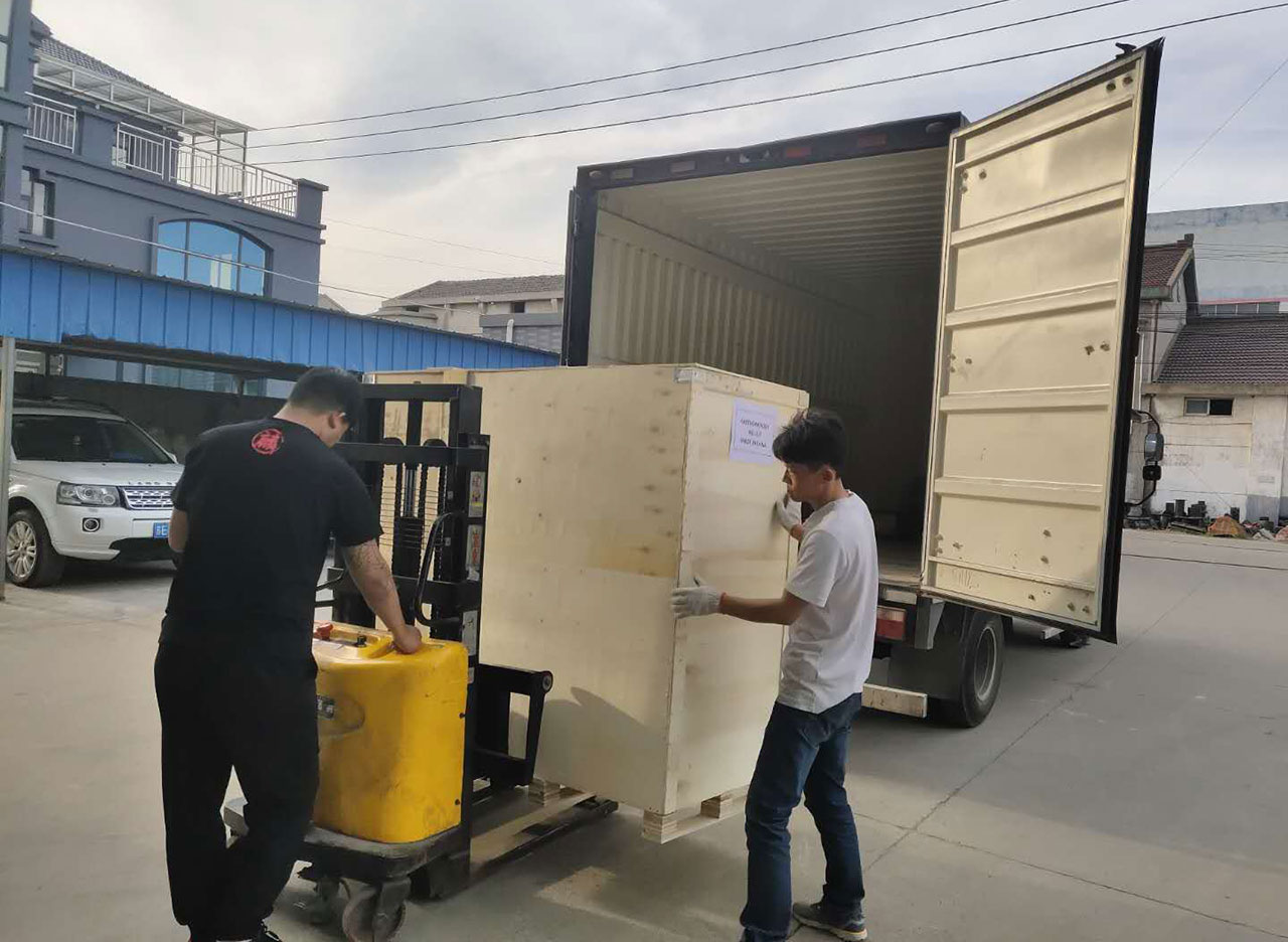 送料機出口泰國,沖床送料機出口泰國 送料機出口泰國,沖床送料機出口泰國