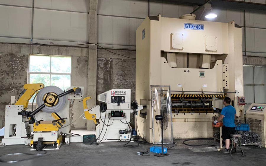 蘇州送料機(jī) 蘇州送料機(jī)