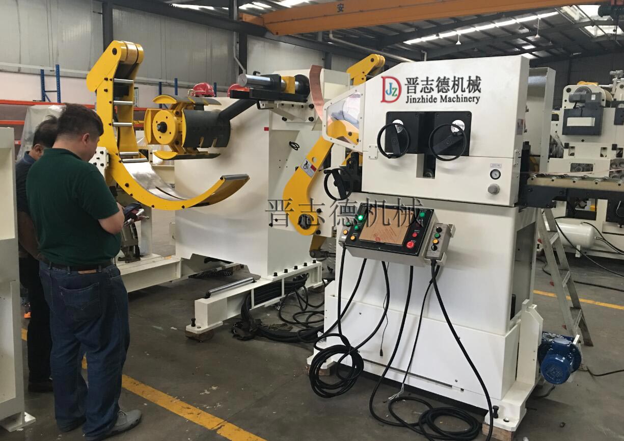 厚板三合一送料機 厚板三合一送料機