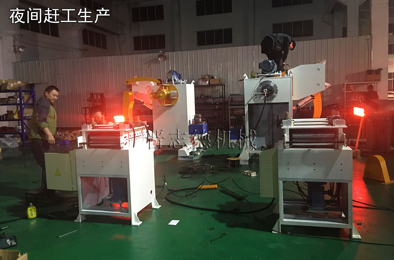 送料機廠夜間生產,送料機廠連夜生產,送料機廠趕工生產 送料機廠夜間生產,送料機廠連夜生產,送料機廠趕工生產