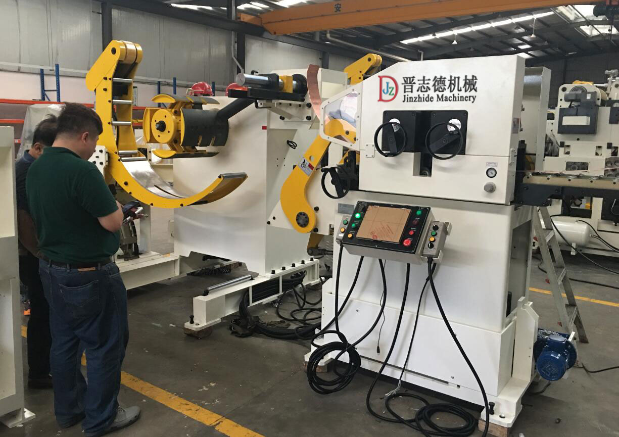 泰國(guó)沖床送料機(jī),泰國(guó)沖床送料機(jī)廠,泰國(guó)沖床送料機(jī)廠家 泰國(guó)沖床送料機(jī),泰國(guó)沖床送料機(jī)廠,泰國(guó)沖床送料機(jī)廠家