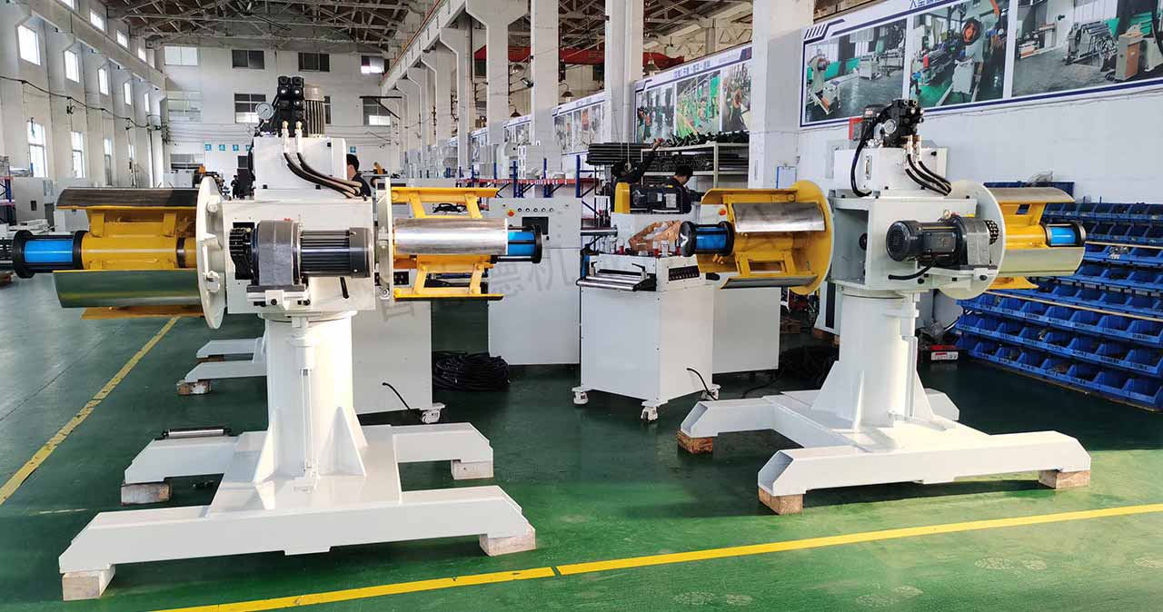 沖床自動化設(shè)備 沖床自動化設(shè)備