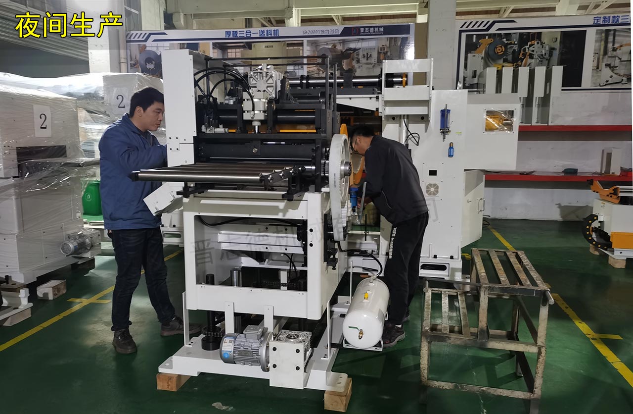 三合一送料機生產裝配 三合一送料機生產裝配